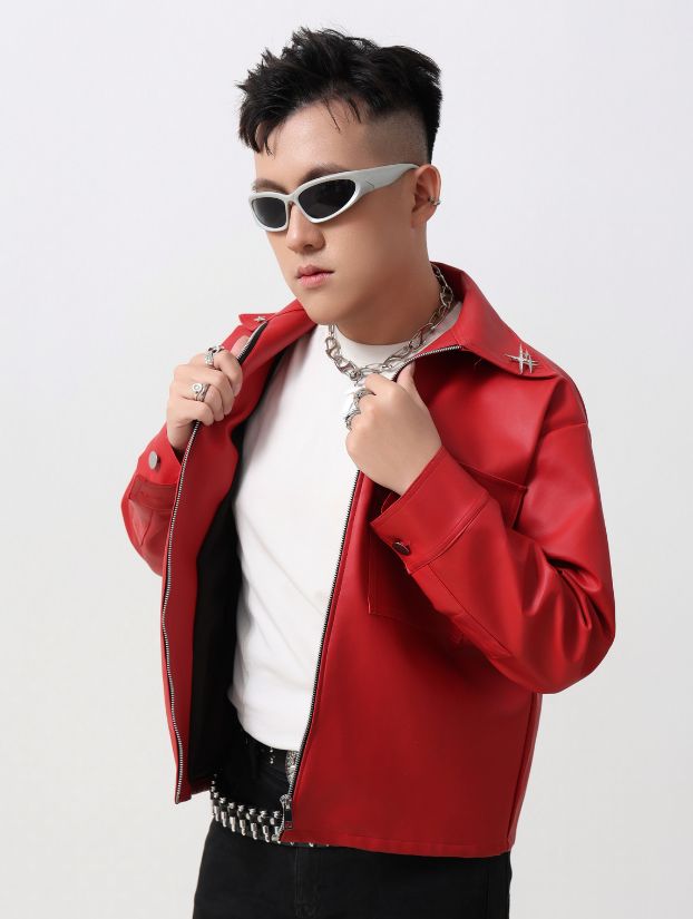 Felix chụp ảnh Noel tại Studio