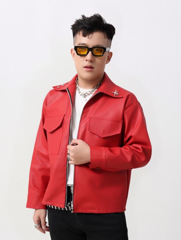 Felix chụp ảnh Noel tại Studio