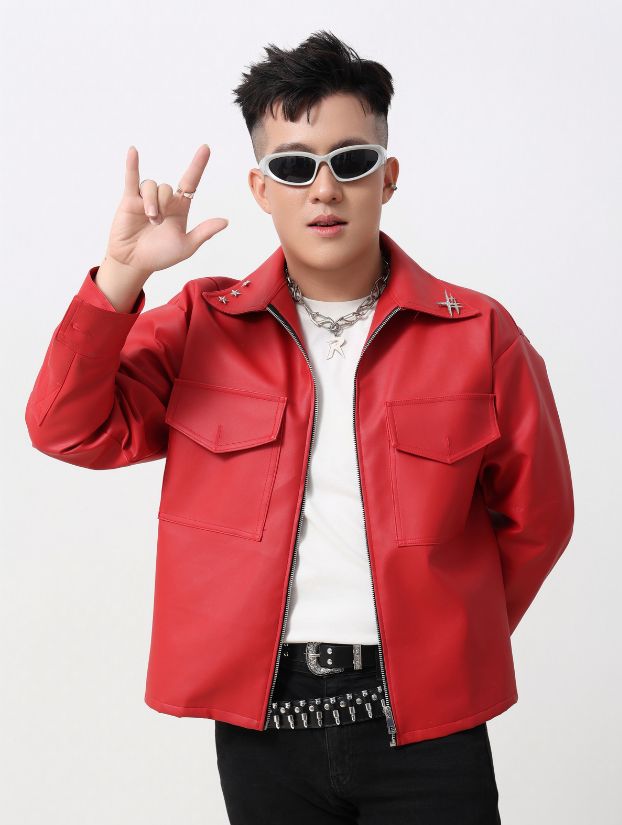 Felix chụp ảnh Noel tại Studio