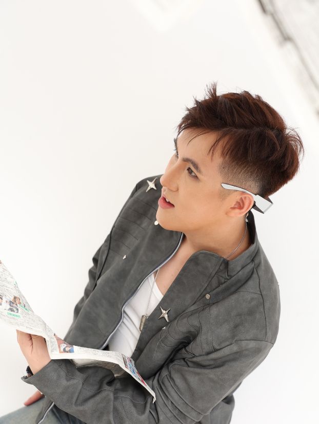 Felix chụp ảnh tạp chí Magazine