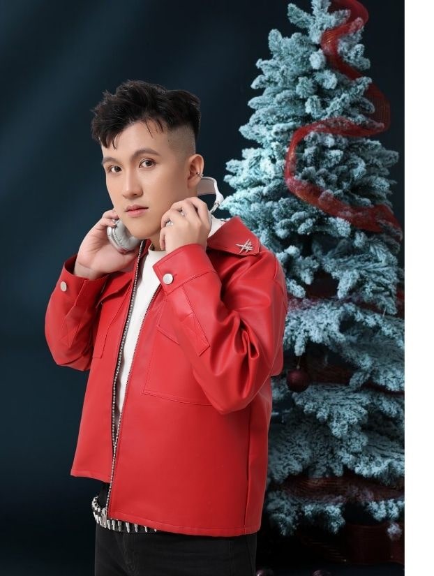 Trải nghiệm chụp ảnh Noel tại Studio cùng Felix