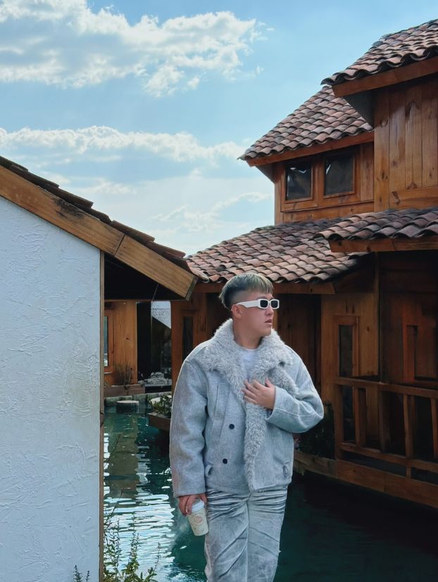 Check-in quán coffee Floating Town Đà Lạt