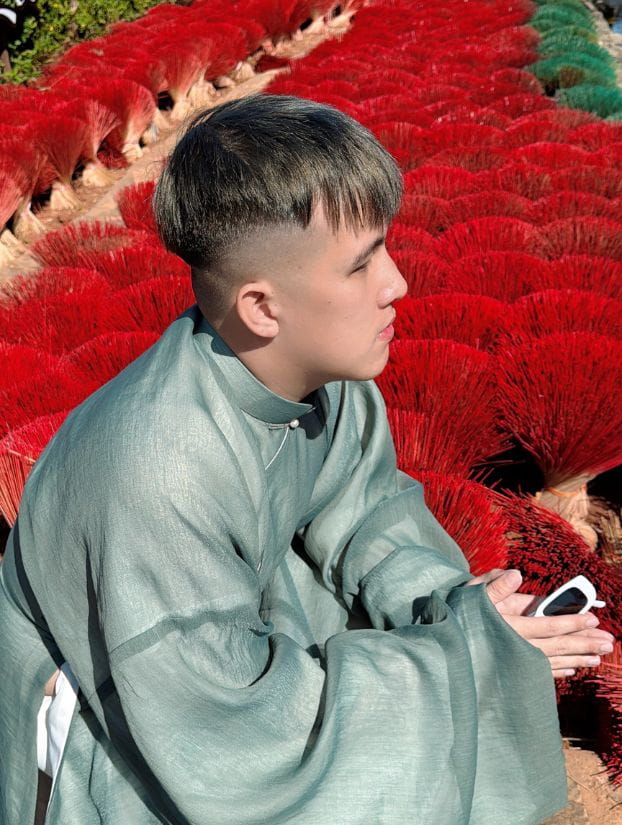 Chụp ảnh áo dài Tết tại Bản Lèo Đà Lạt