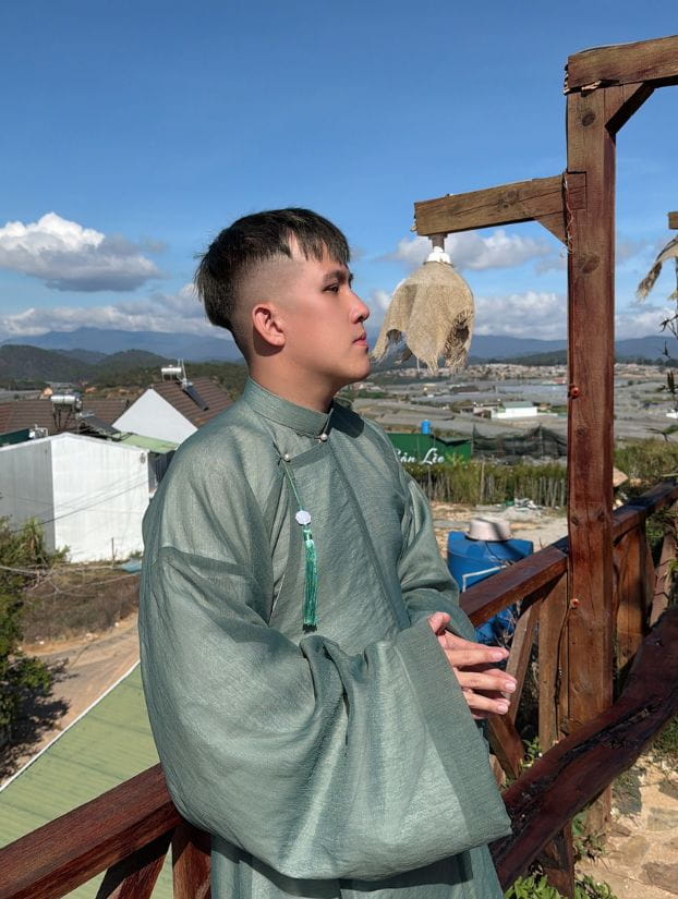 Chụp ảnh áo dài Tết tại Bản Lèo Đà Lạt